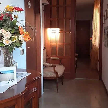 فندق مبيت وإفطار La Reale ستينتينو